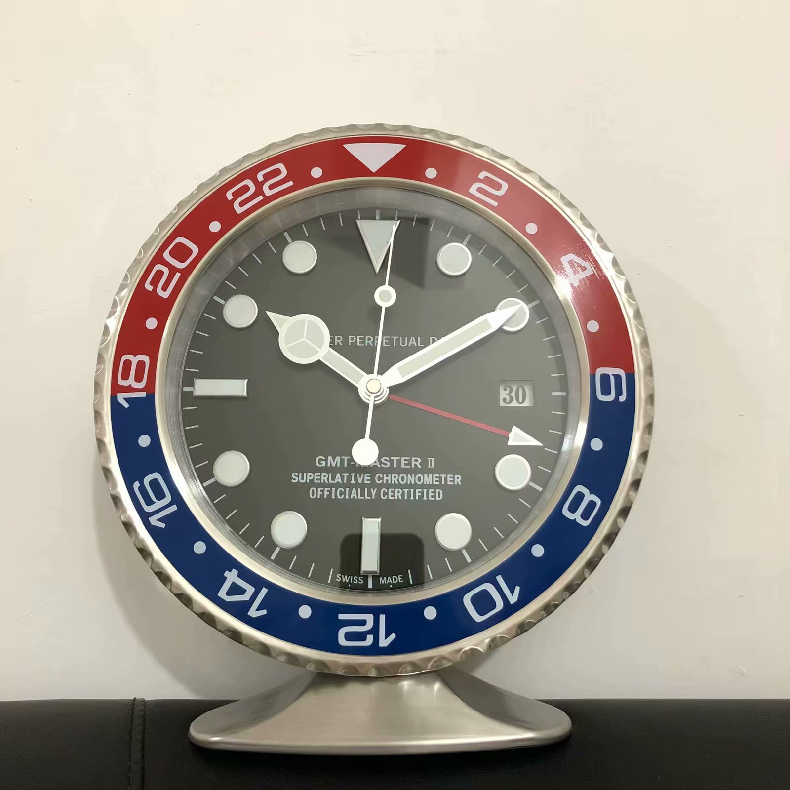 R GMT Table Clock Red Blue with Night vision - Click Image to Close